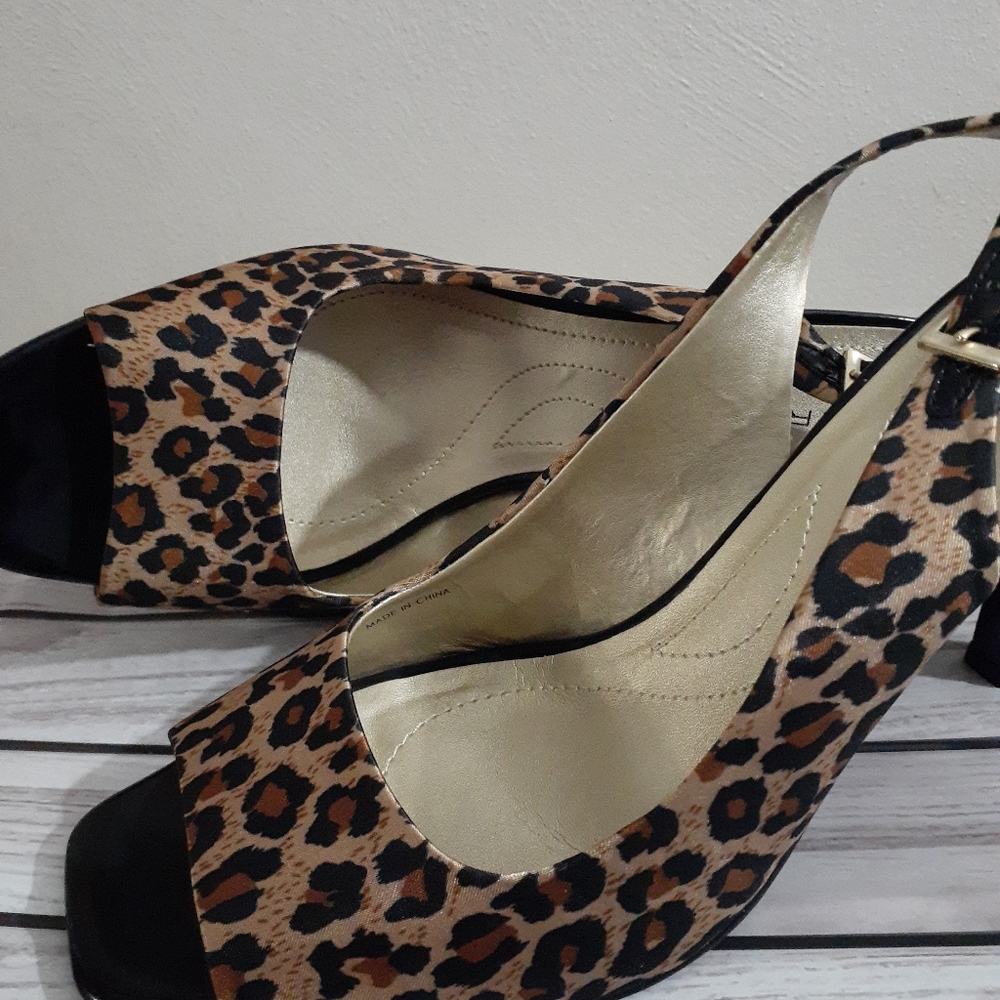 NWOT Leopard Print Heels